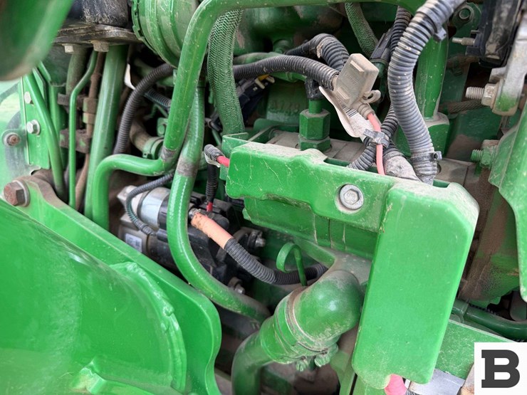 2015-john-deere-5075e-image-66