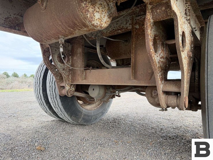 1984-fruehauf-open-top-image-14
