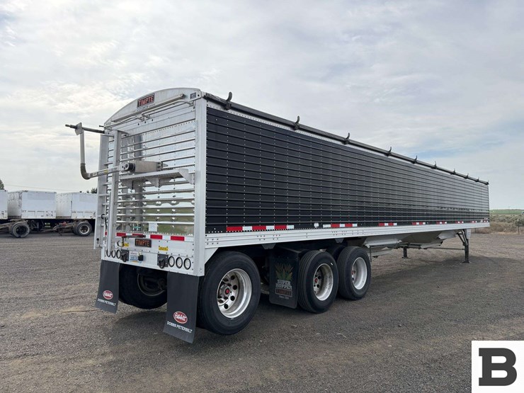 2017-timpte-hopper-bottom-image-5