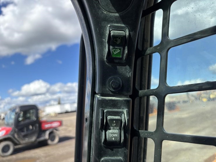 2018-bobcat-s595-image-28