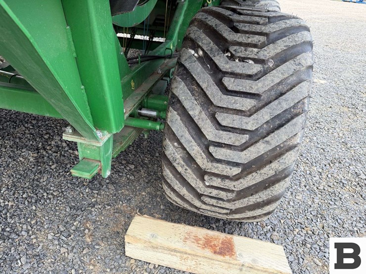 2015-john-deere-l340-image-56