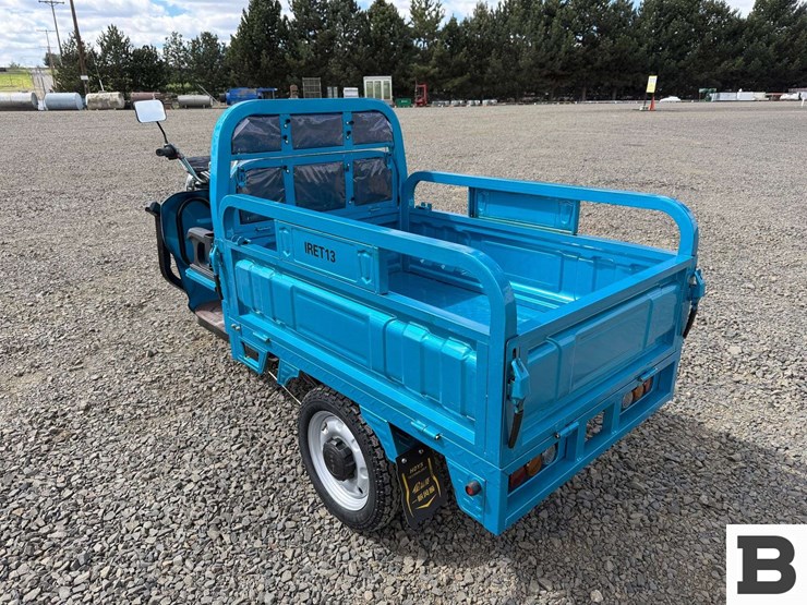 2025-ir-iret13-electric-tricycle-image-3