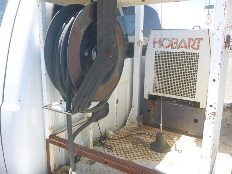 2008-ford-f550-image-16