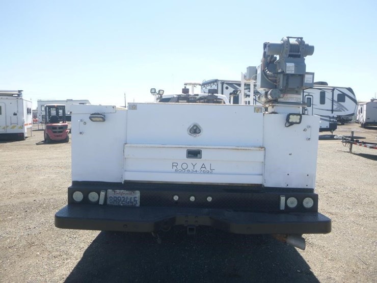 2008-ford-f550-image-6