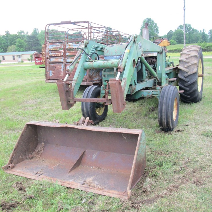 1982 JOHN DEERE 2840