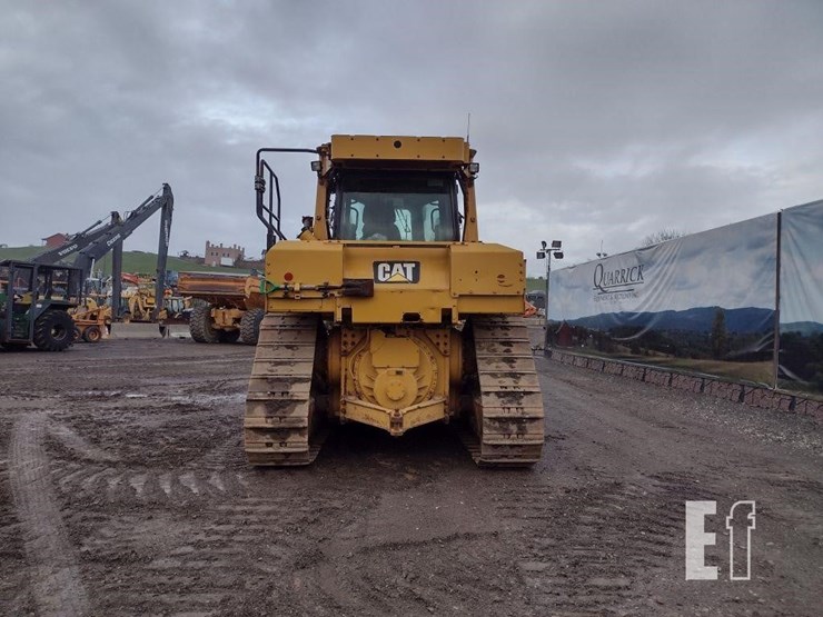 2015-caterpillar-d6t-xl-image-4