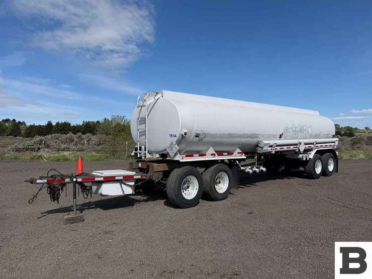 1990-beall-tanker-image-1