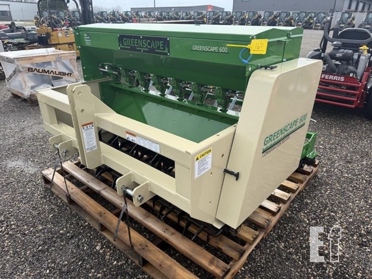 2026-caterpillar-12-image-1