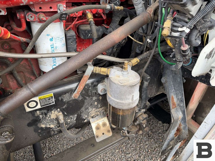 2013-peterbilt-388-image-48