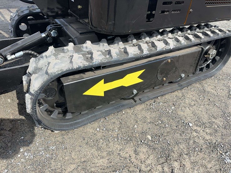 2026-future-ft15-mini-excavator-image-11