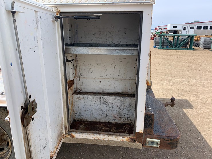 2004-ford-f350-image-34