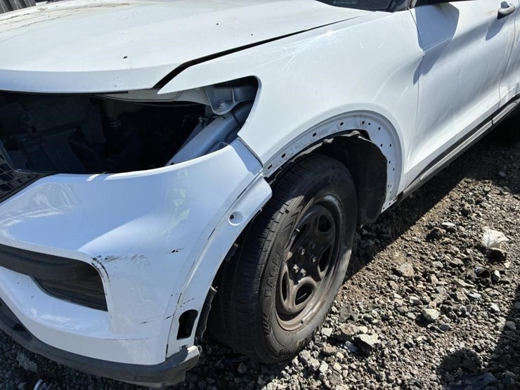 2021-ford-explorer-police-interceptor-image-6