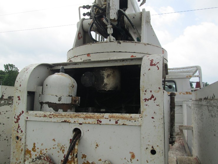 1990-international-4900-image-19