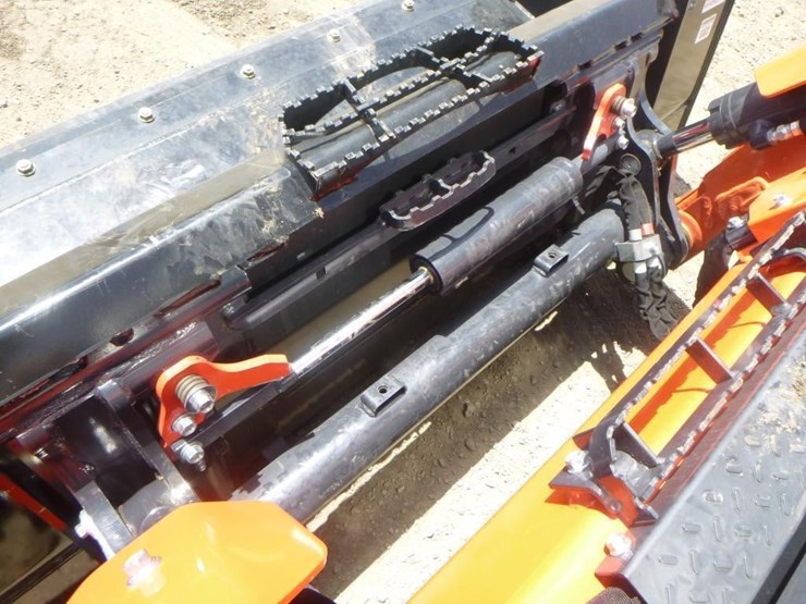 2024-kubota-svl75-3-image-15