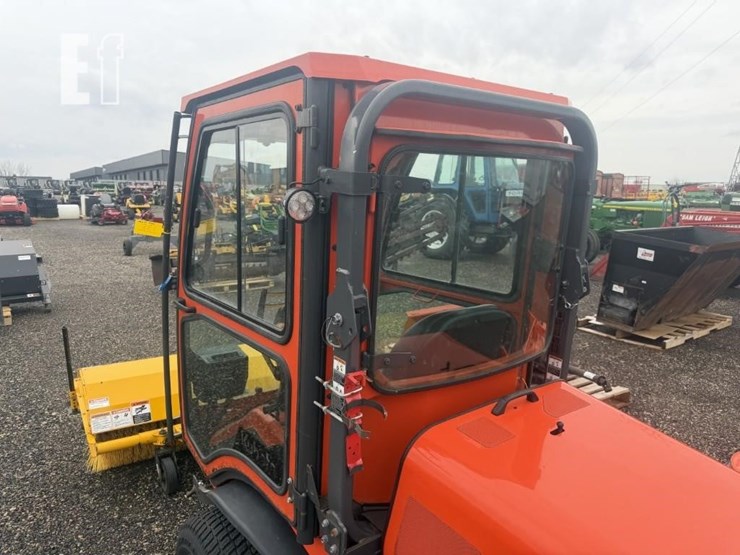 2019-kubota-f3990-image-12