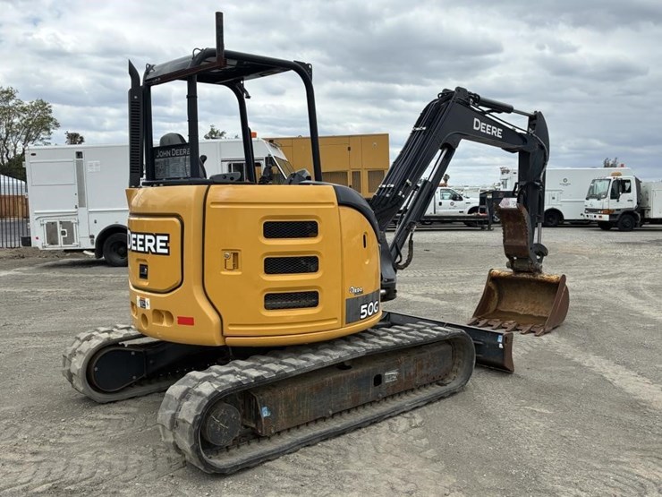 2020-deere-50g-image-3
