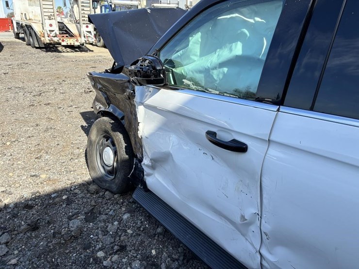 2023-ford-expedition-image-6