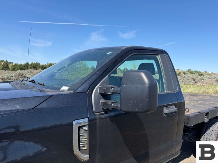 2017-ford-f350-image-11