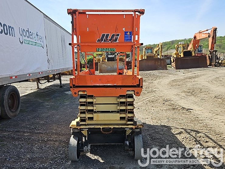 2016-jlg-3246es-image-7
