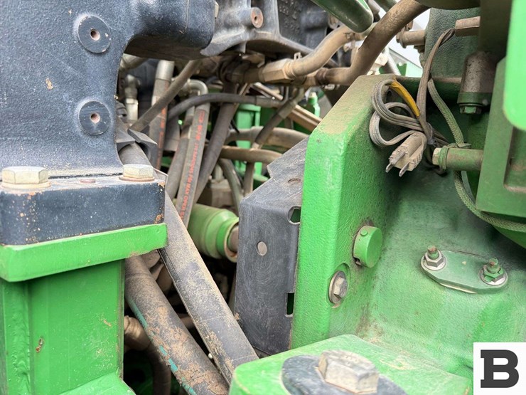 2012-john-deere-9510r-image-75