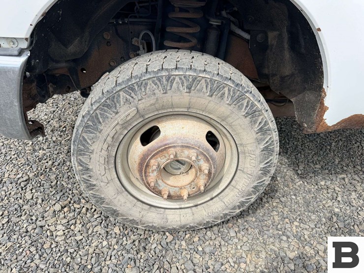 2011-ford-f350-image-10