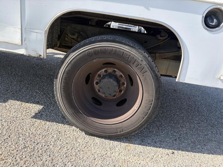 2010-ford-f450-image-5