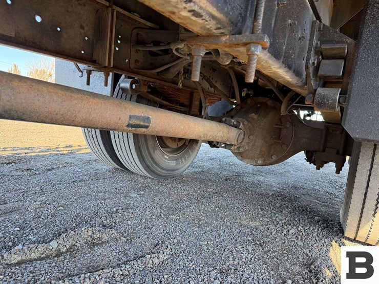 2008-international-durastar-4300-image-18