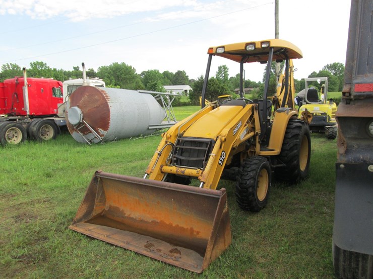john-deere-110-image-1