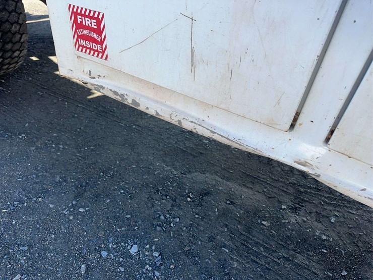 2019-international-4300-sba-image-16