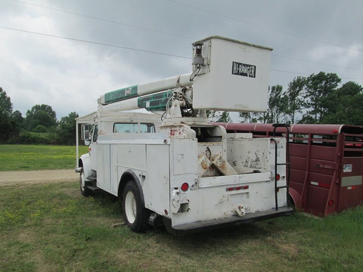 1990-international-4900-image-4