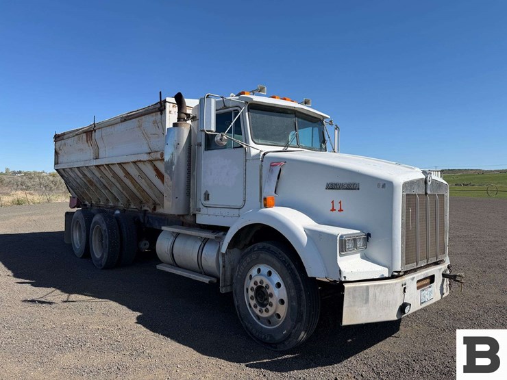 1987-kenworth-t600-image-7