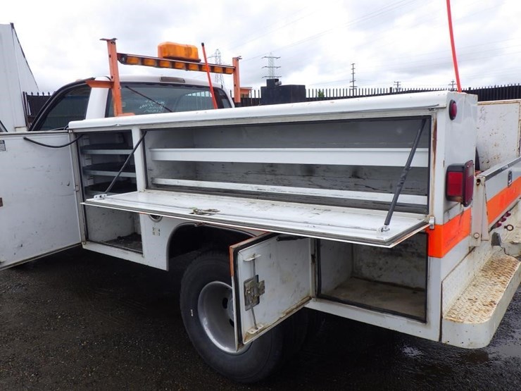 2001-dodge-ram-3500-image-8