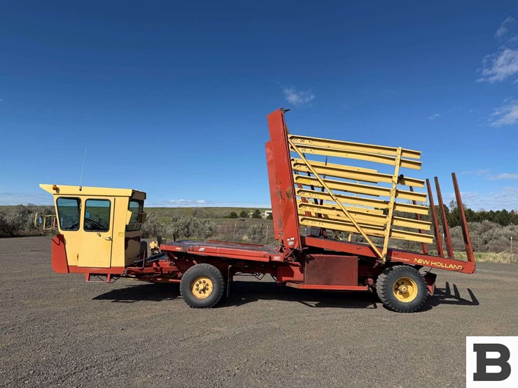 new-holland-1085-image-2