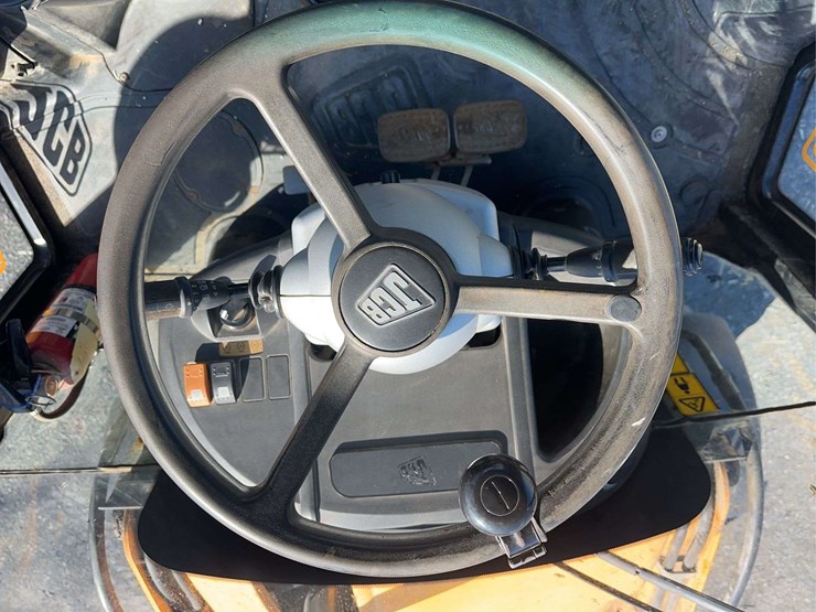 2012-jcb-3cx-image-29