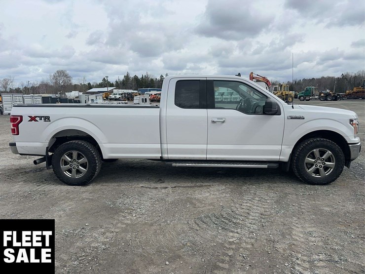 2020-ford-f150-xlt-image-4