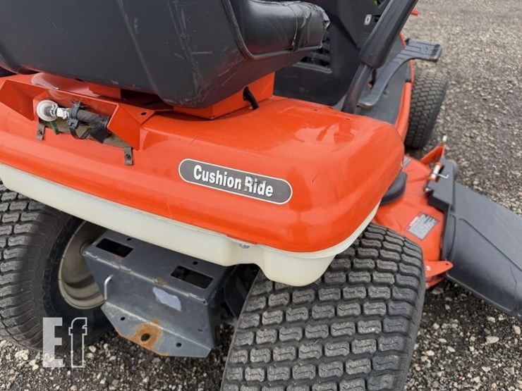 kubota-t2380-image-9