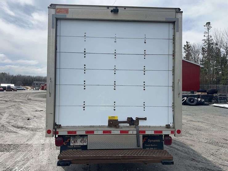 2019-ford-transit-image-6