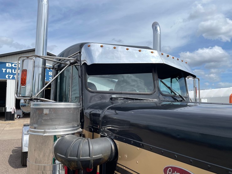 1970-peterbilt-358-image-84