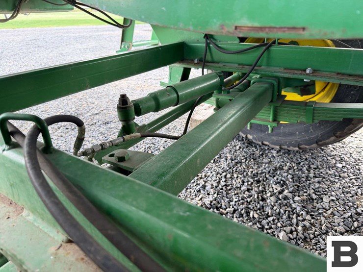 2015-john-deere-l340-image-59