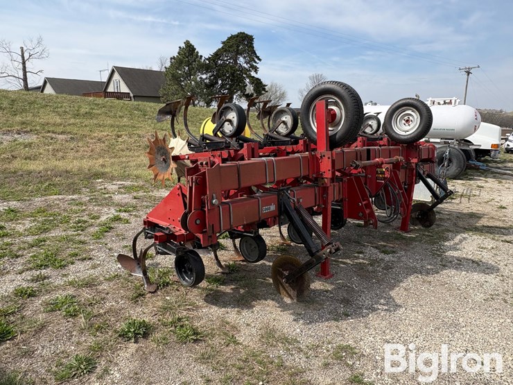 case-ih-183-image-12