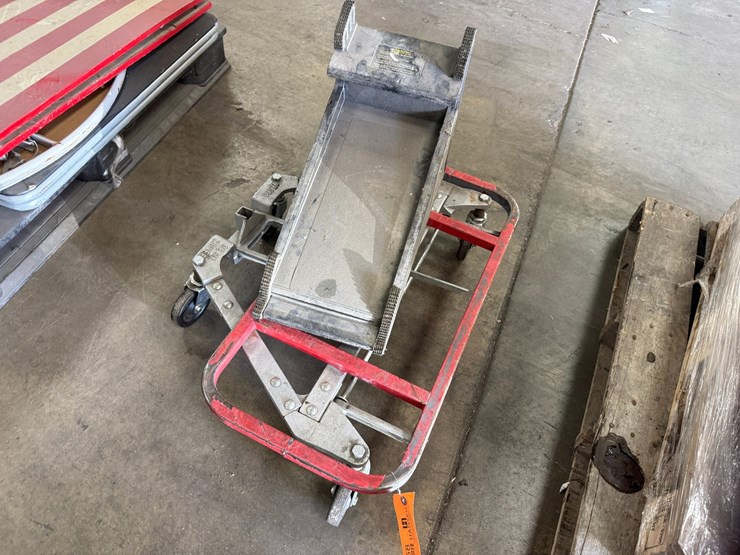 #2058-•-desk-mover-image-1