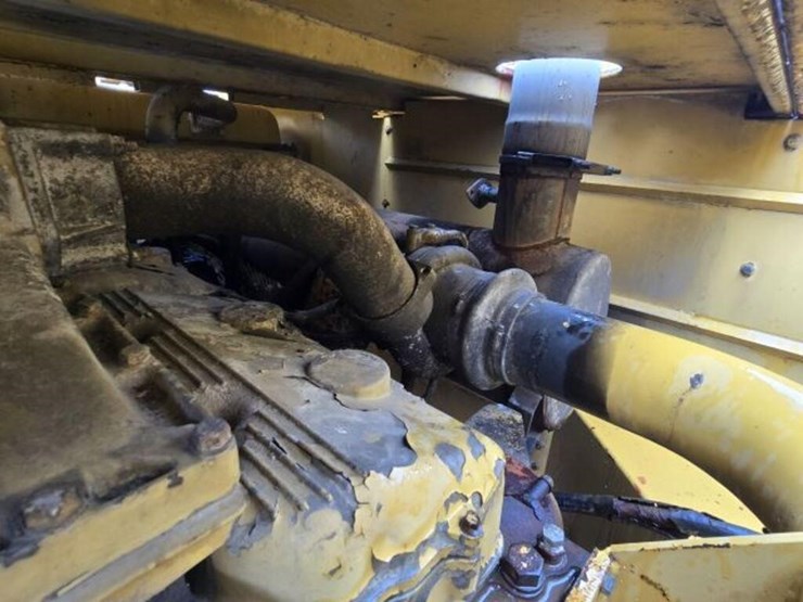 1990-caterpillar-245b-image-17