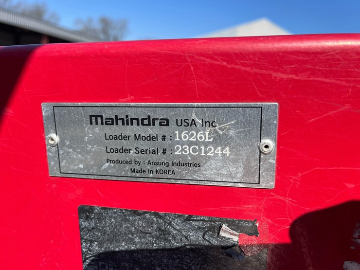 2024-mahindra-1626s-compact-utility-tractor-w/loader-image-13