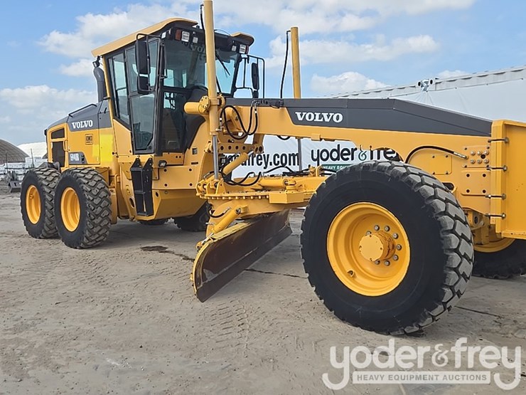 2012-volvo-g940b-image-14