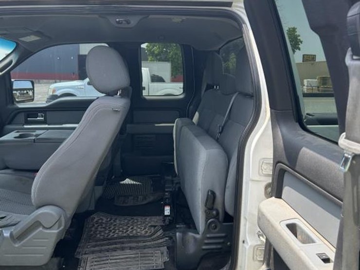 2013-ford-f150-xlt-image-14