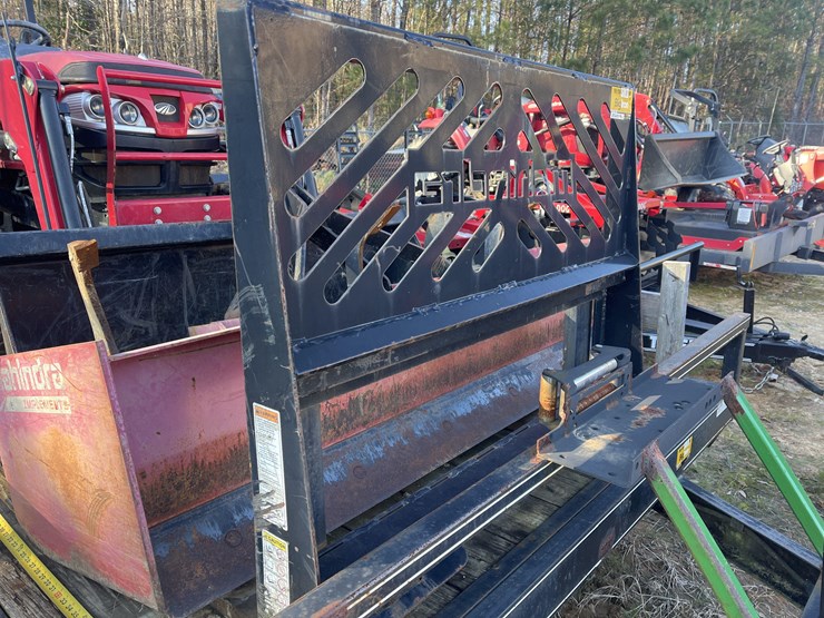 2018-mahindra-4'-ssl-pallet-forks-image-3