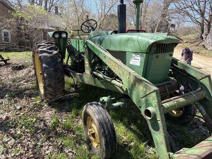 john-deere-3020-image-13