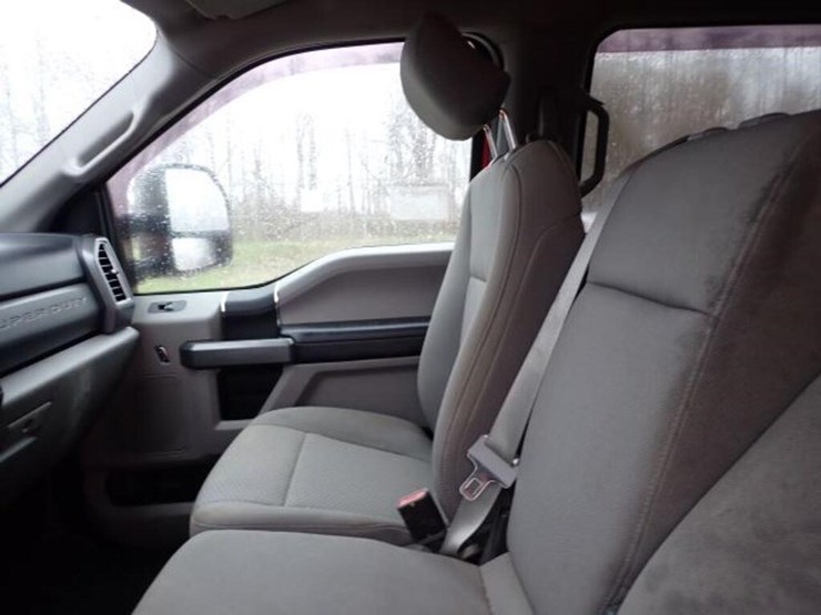 2017-ford-f250-xlt-image-37