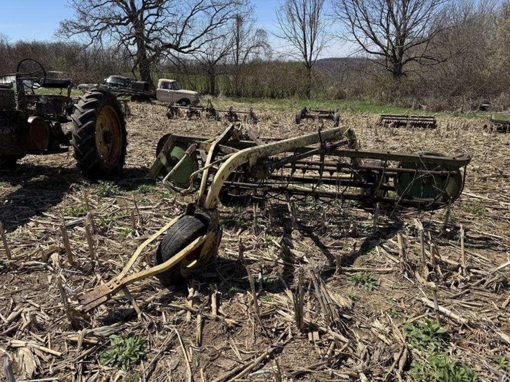 john-deere-640-image-1