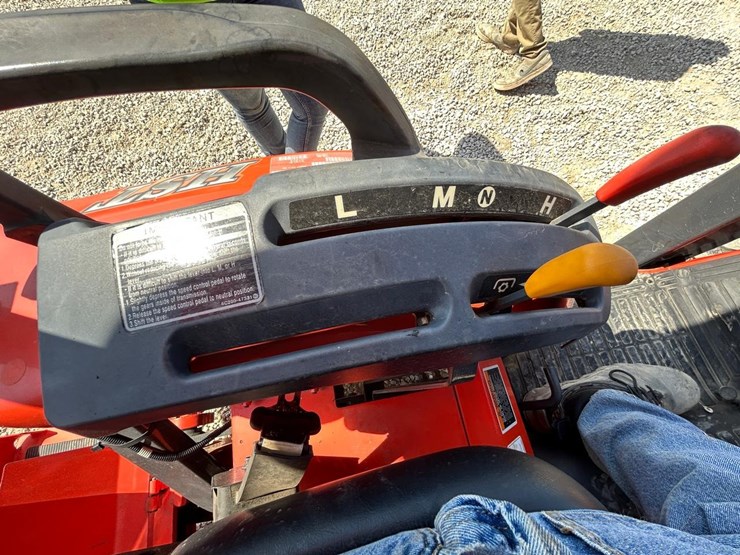 kubota-b26-image-27